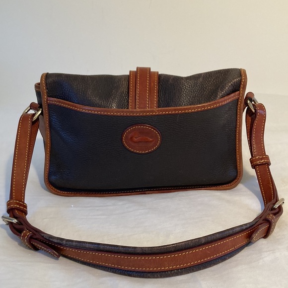 Dooney & Bourke pebbled leather duck logo bag - Picture 2 of 16